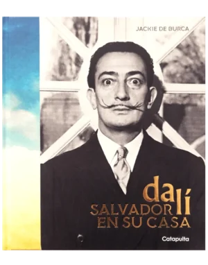 Salvador Dalí en su casa